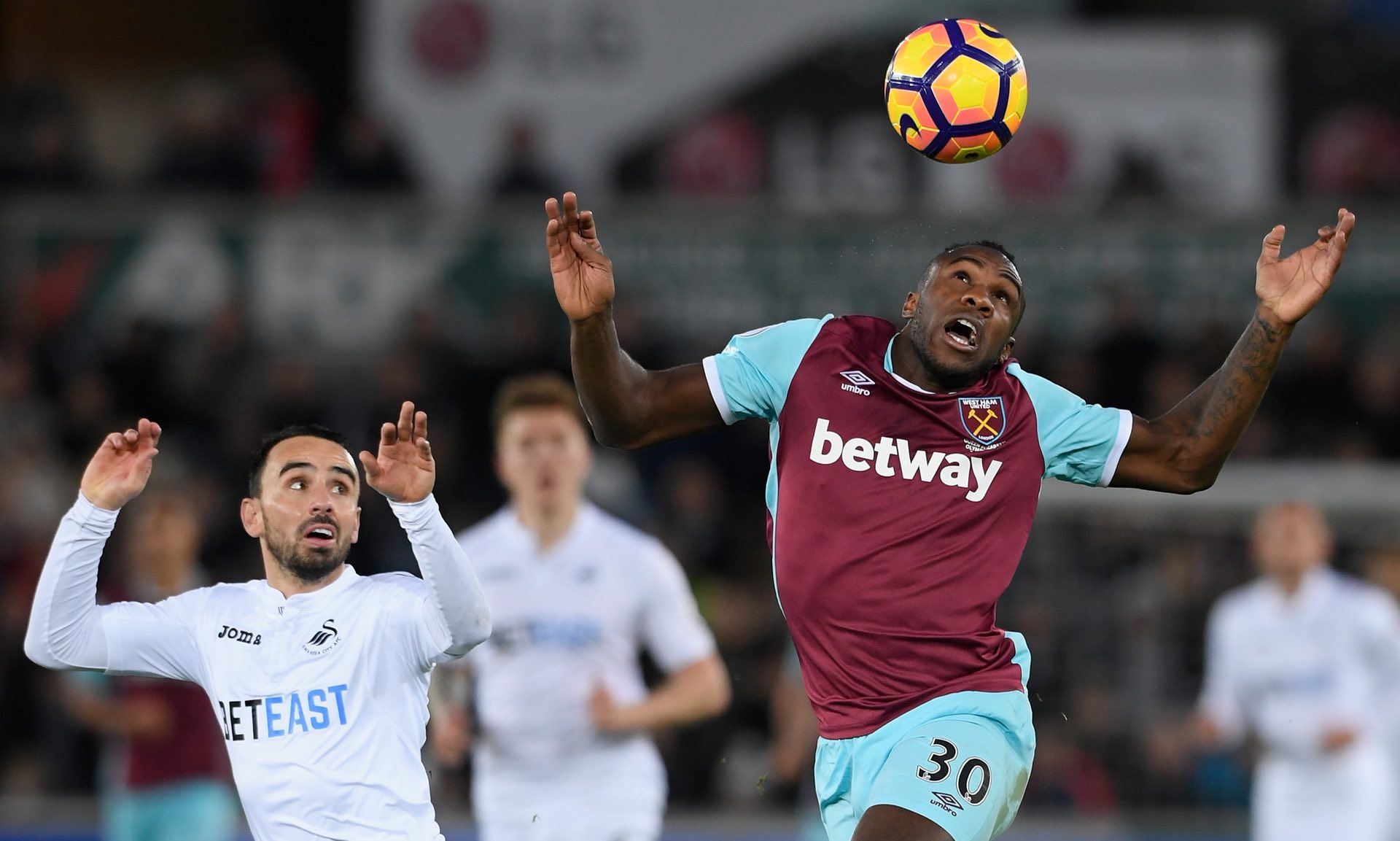 馬丁內斯或 馬丁內斯或