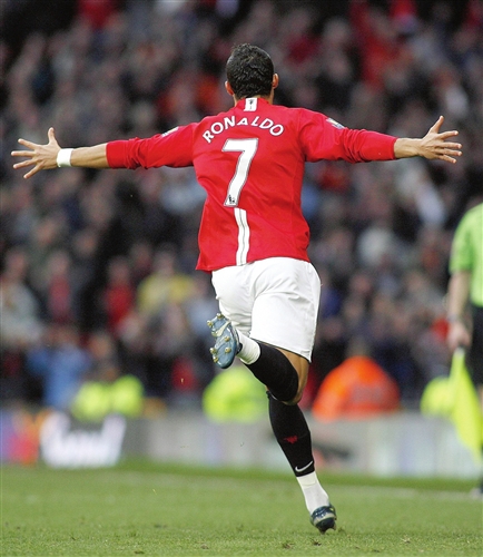 肩负更多的 肩负更多的